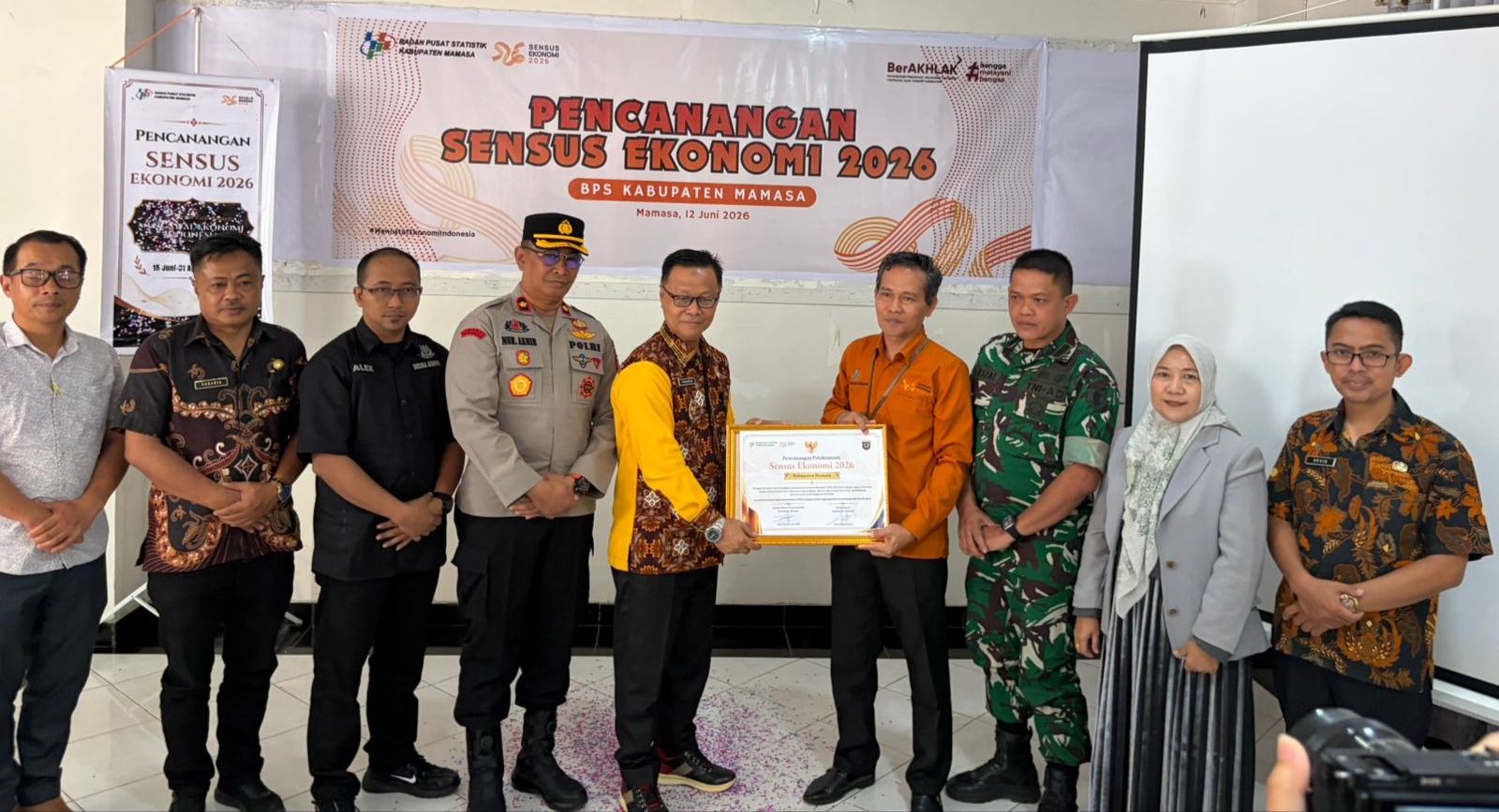 Kepala Dinas Kuperindag Mamasa Hadiri Pencanangan Sensus Ekonomi 2026